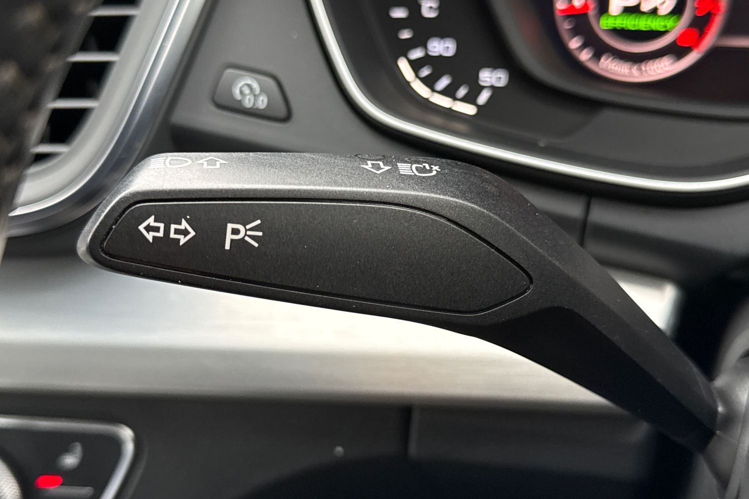 Used Audi Q5 2018 for sale - 78189804: Photo 42