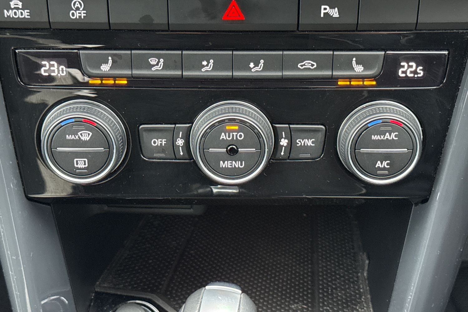 Used Volkswagen T-Roc 2021 for sale - 77520303: Photo 22