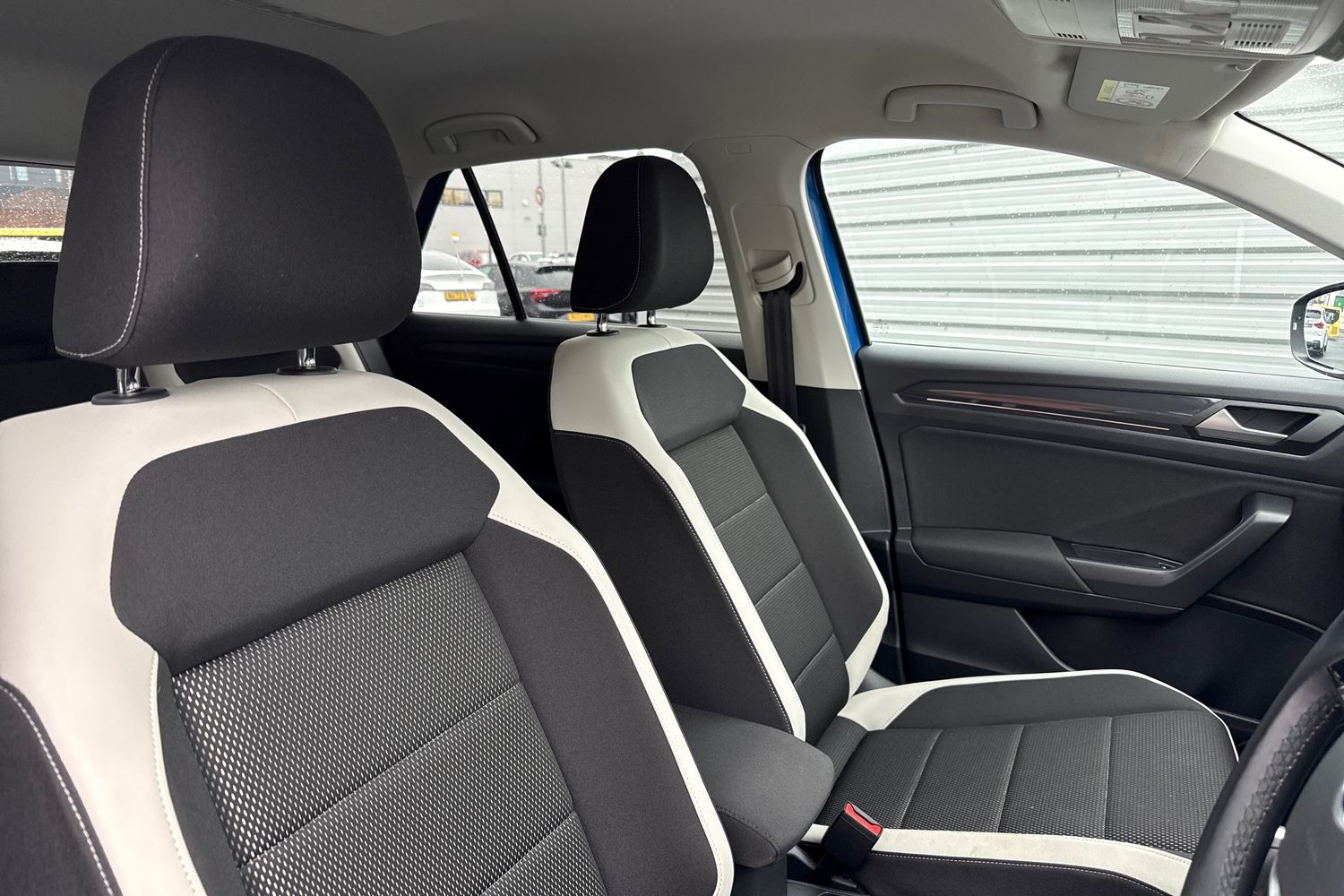 Used Volkswagen T-Roc 2021 for sale - 77520303: Photo 24