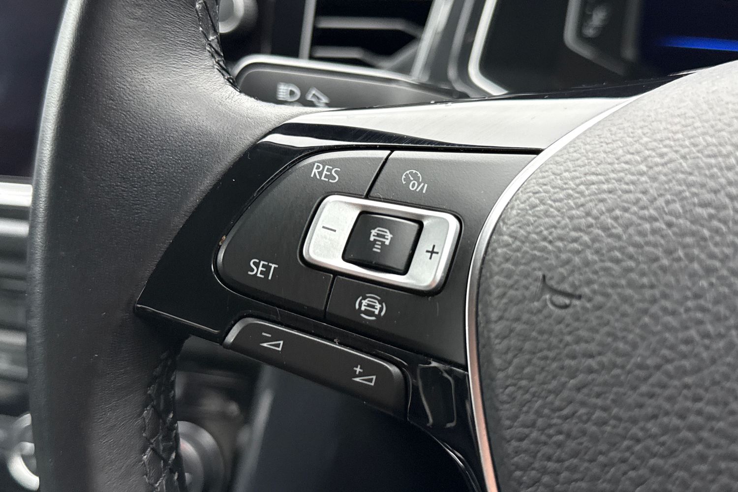 Used Volkswagen T-Roc 2021 for sale - 77520303: Photo 38