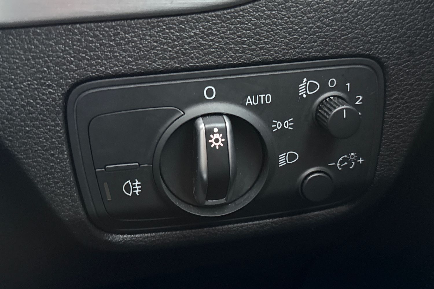 Used Audi Q2 2019 for sale - 77463098: Photo 36