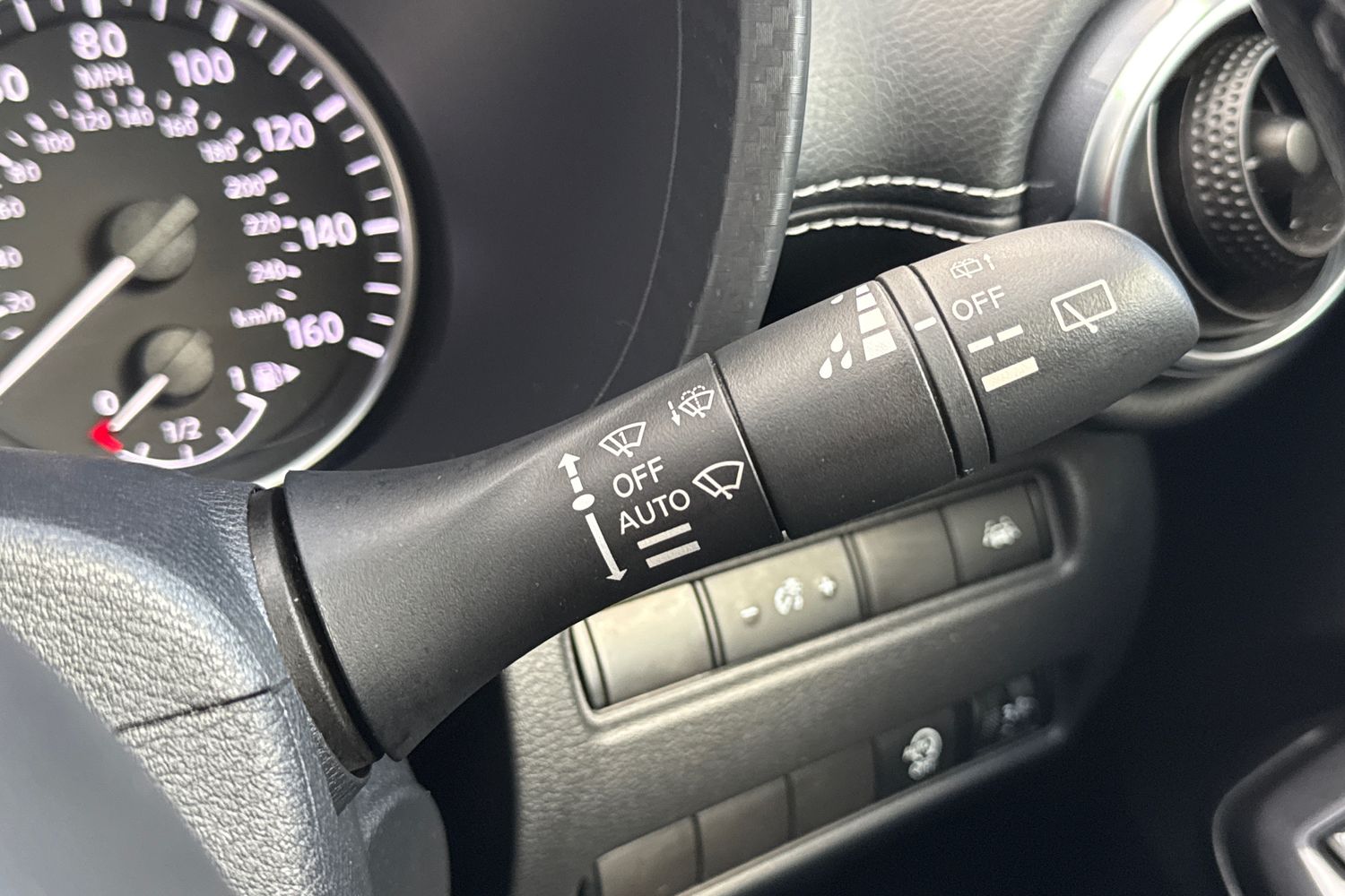 Used Nissan Juke 2023 for sale - 76902602: Photo 41