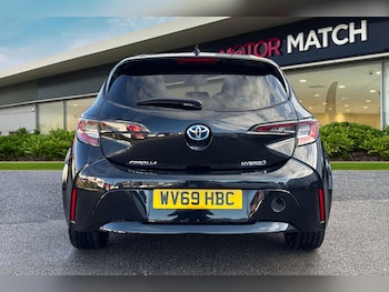 Used Toyota Corolla 2019 for sale - 76576261: Photo
