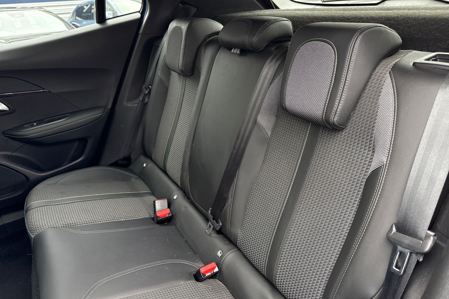 Used Peugeot E-2008 2023 for sale - 78084228: Photo 19