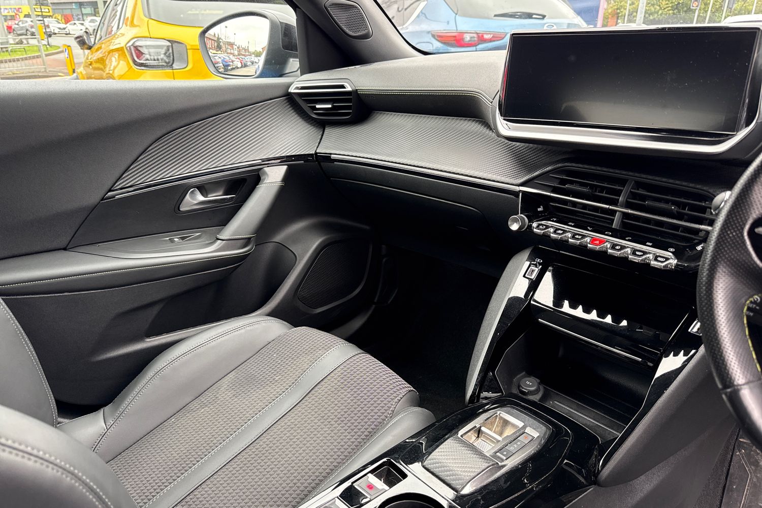 Used Peugeot E-2008 2023 for sale - 78084228: Photo 20