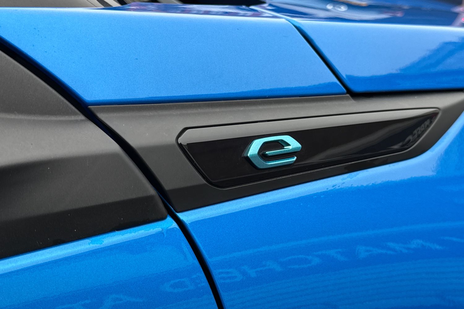 Used Peugeot E-2008 2023 for sale - 78084228: Photo 27