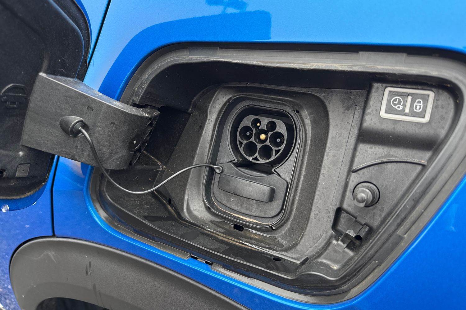 Used Peugeot E-2008 2023 for sale - 78084228: Photo 37