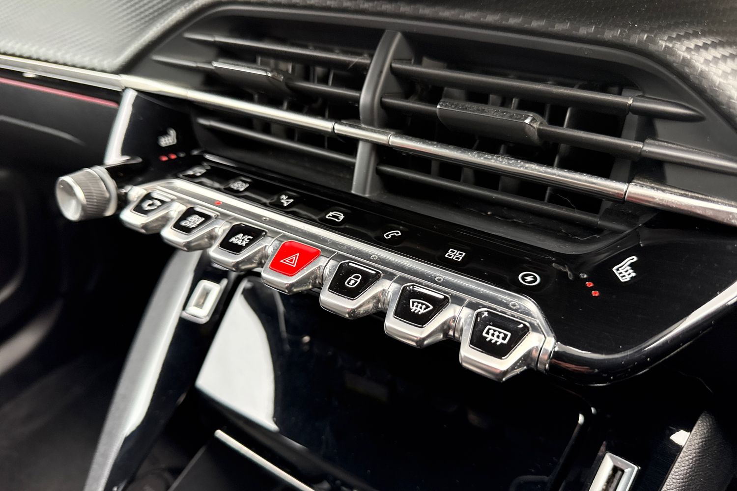 Used Peugeot E-2008 2023 for sale - 78084228: Photo 51