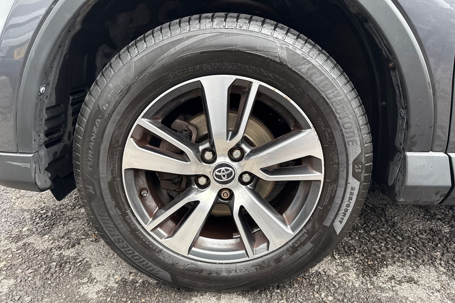 Used Toyota RAV4 2017 for sale - 77615891: Photo 11