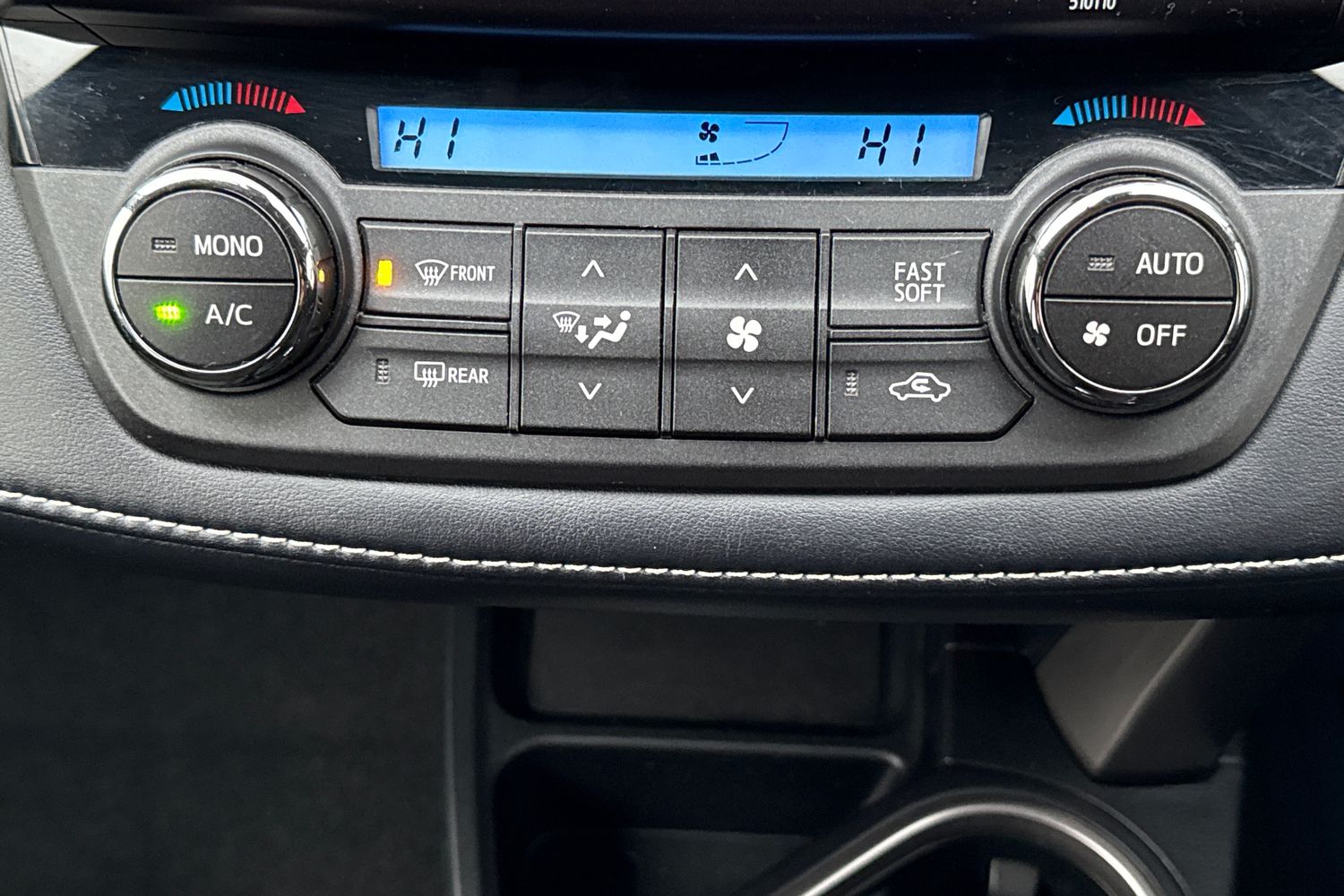 Used Toyota RAV4 2017 for sale - 77615891: Photo 22