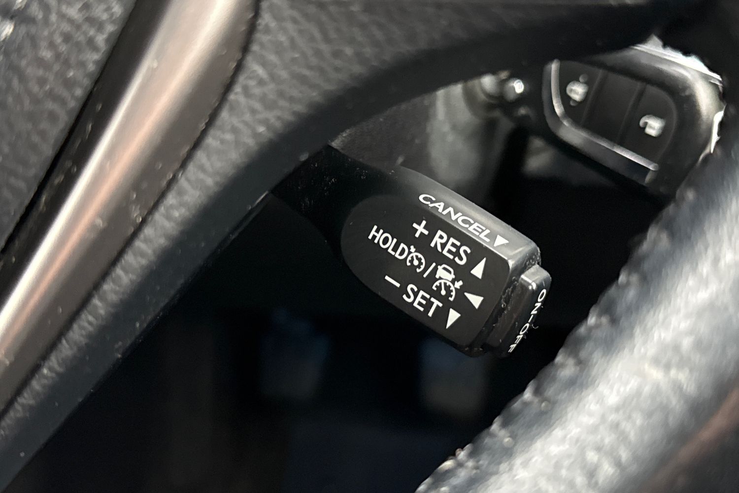 Used Toyota RAV4 2017 for sale - 77615891: Photo 36