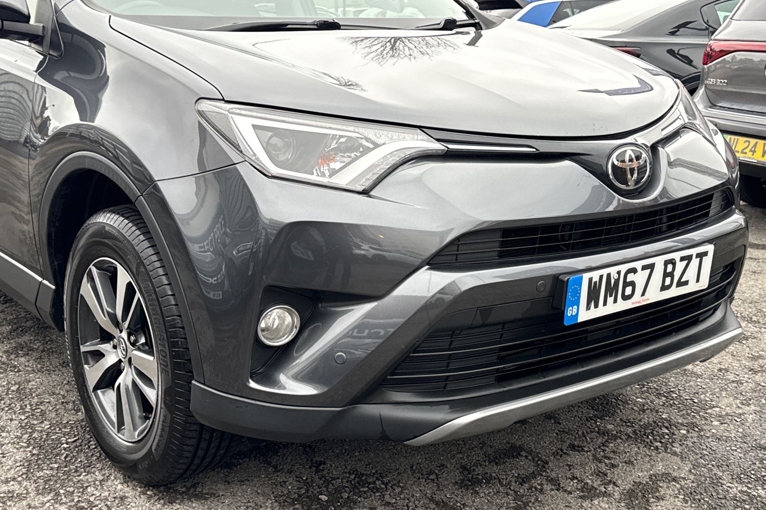 Used Toyota RAV4 2017 for sale - 77615891: Photo 9