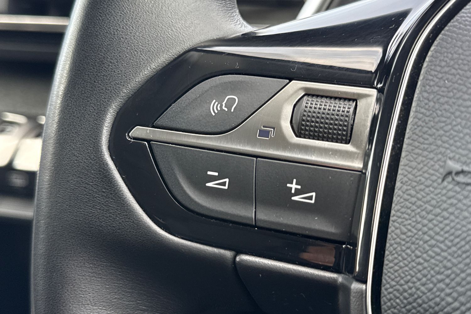 Used Peugeot 5008 2020 for sale - 76411729: Photo 38