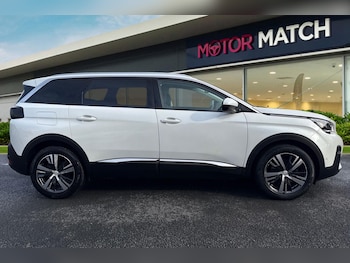 Used Peugeot 5008 2020 for sale - 76411729: Photo