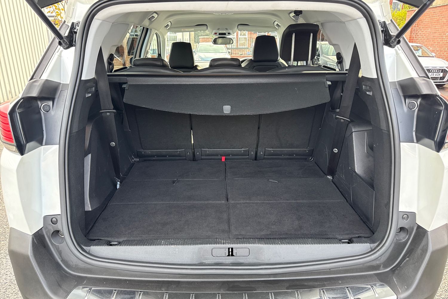 Used Peugeot 5008 2020 for sale - 76411729: Photo 7