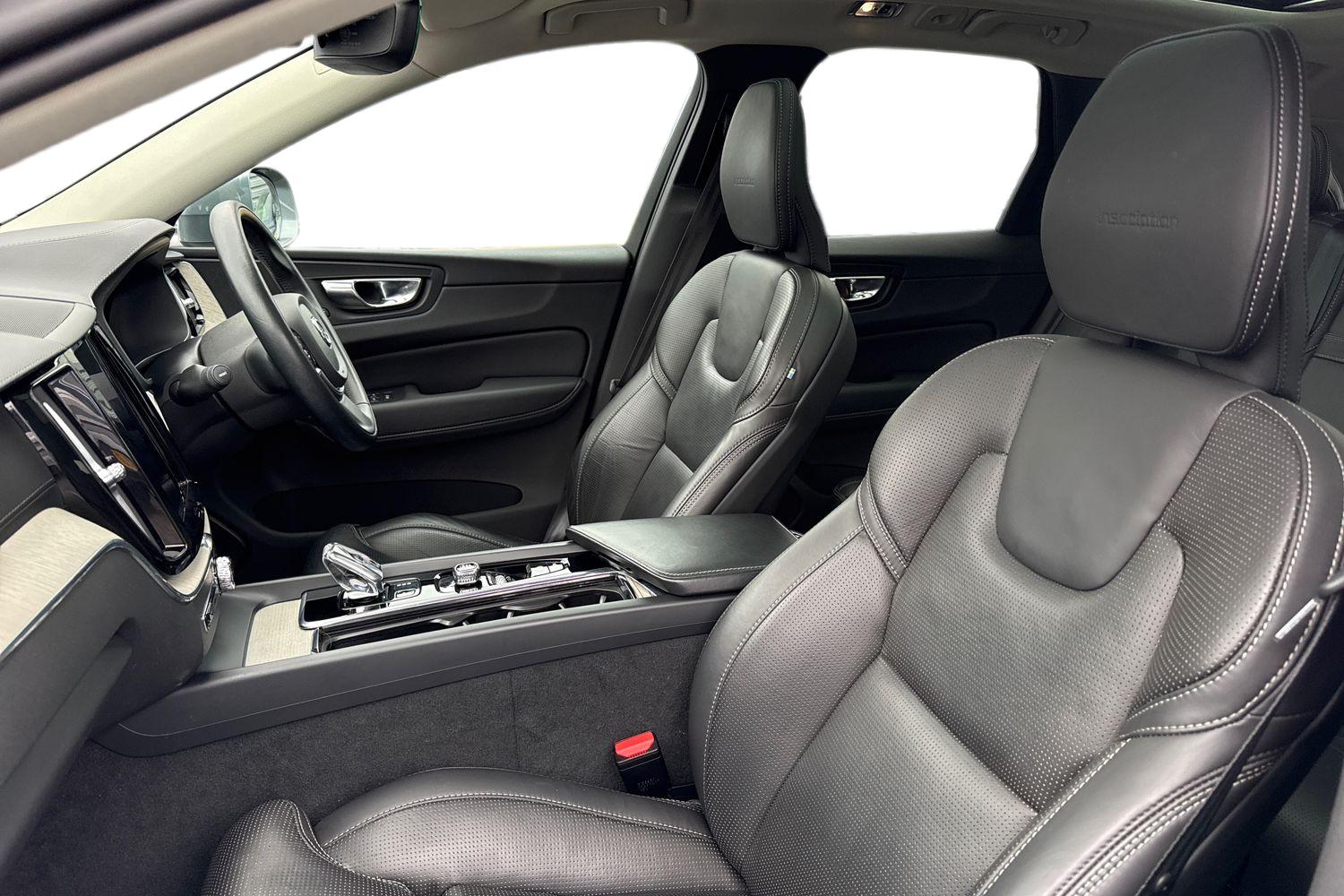 Used Volvo XC60 2020 for sale - 77862908: Photo 16