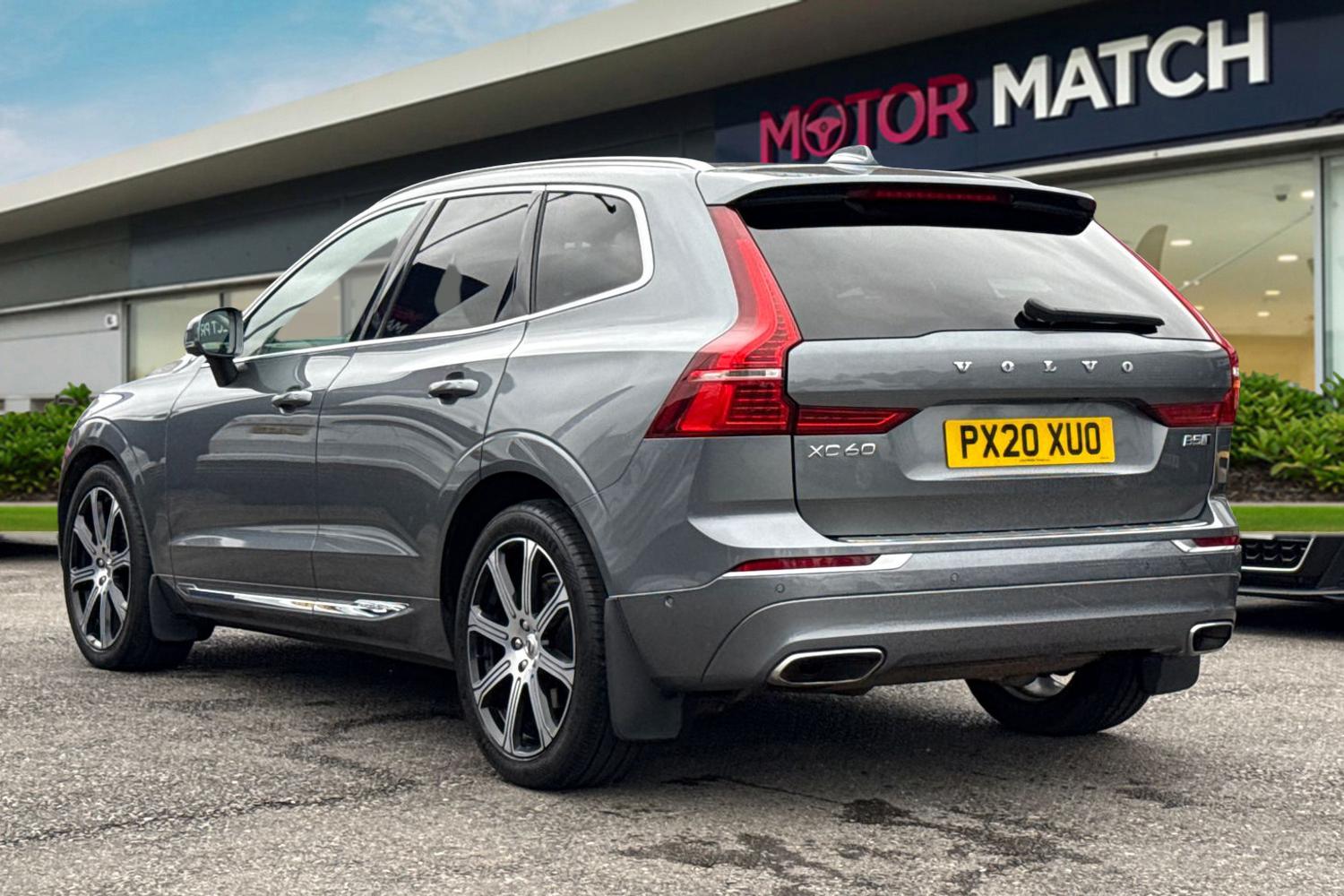 Used Volvo XC60 2020 for sale - 77862908: Photo 2