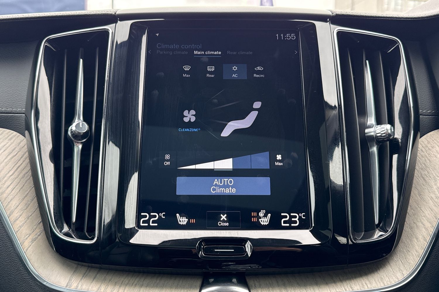 Used Volvo XC60 2020 for sale - 77862908: Photo 22