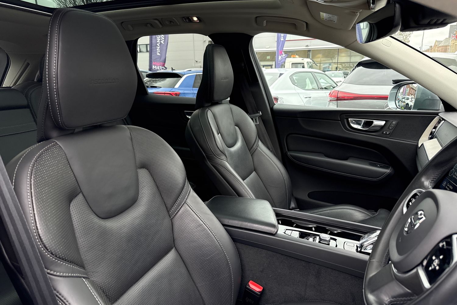 Used Volvo XC60 2020 for sale - 77862908: Photo 24