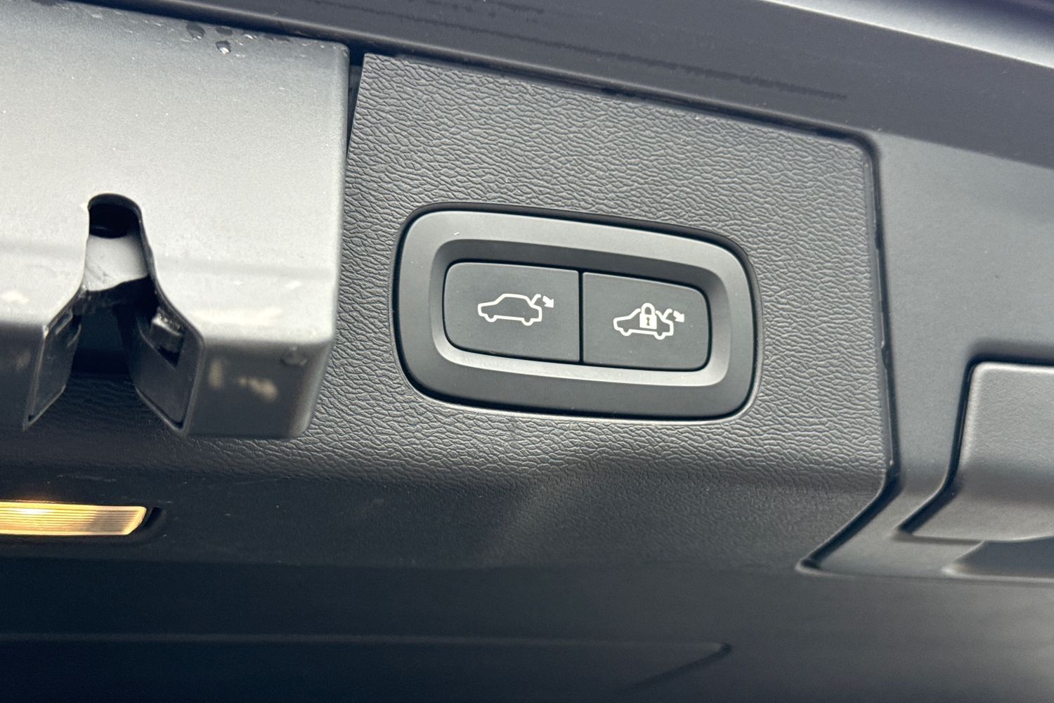 Used Volvo XC60 2020 for sale - 77862908: Photo 35