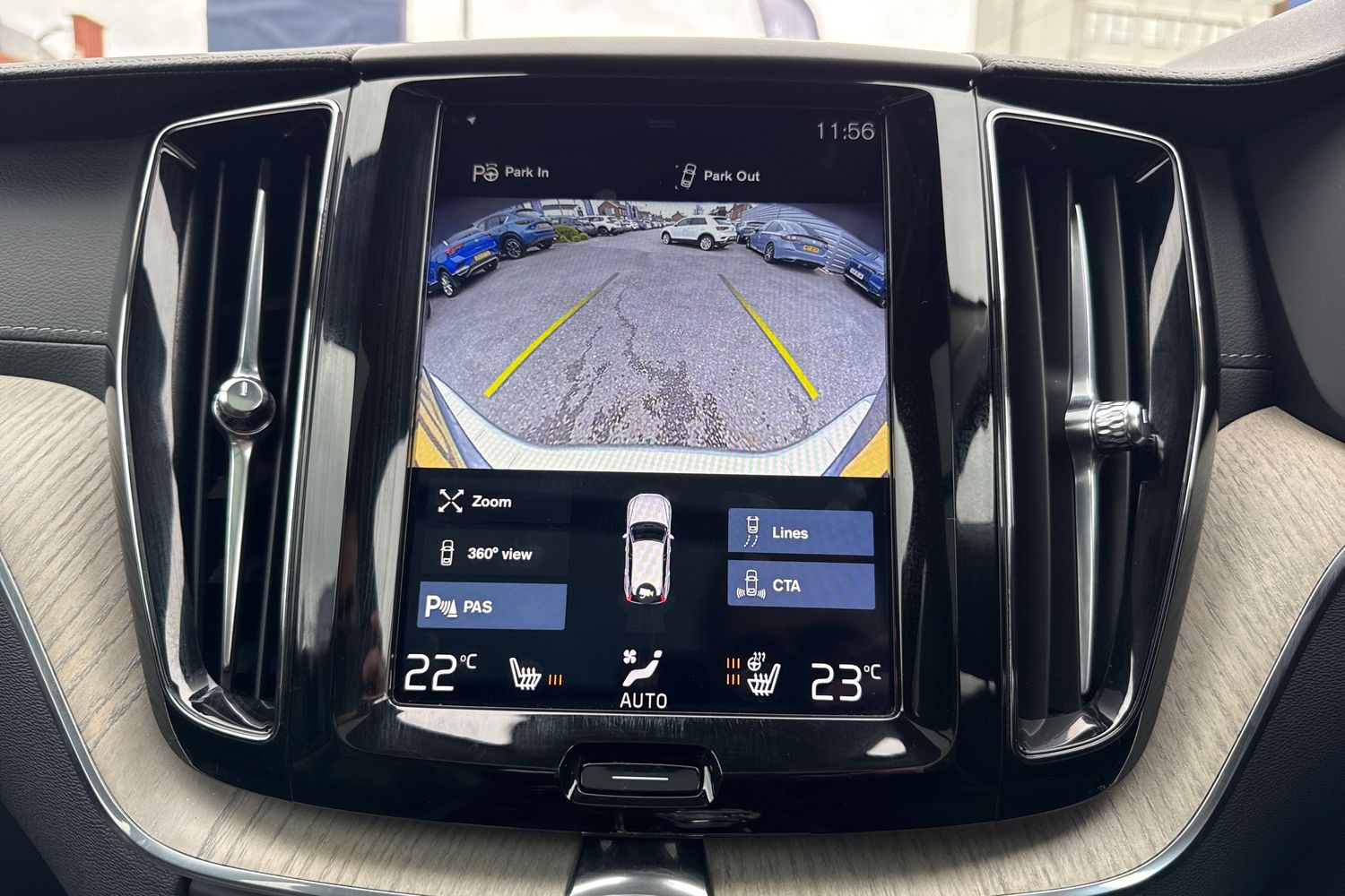 Used Volvo XC60 2020 for sale - 77862908: Photo 43