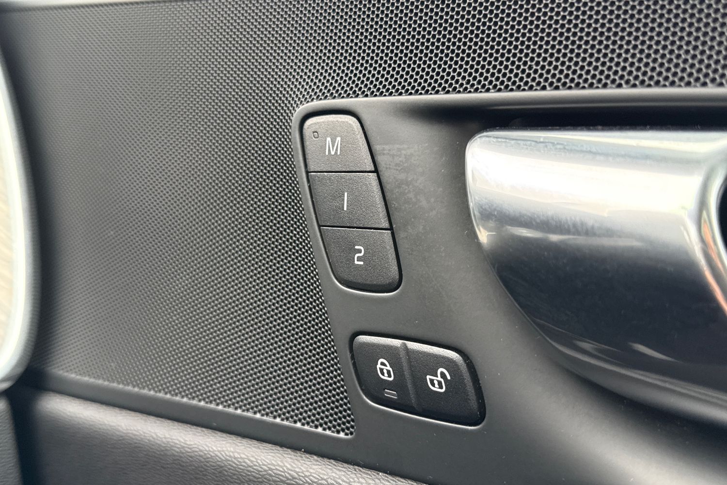 Used Volvo XC60 2020 for sale - 77862908: Photo 46