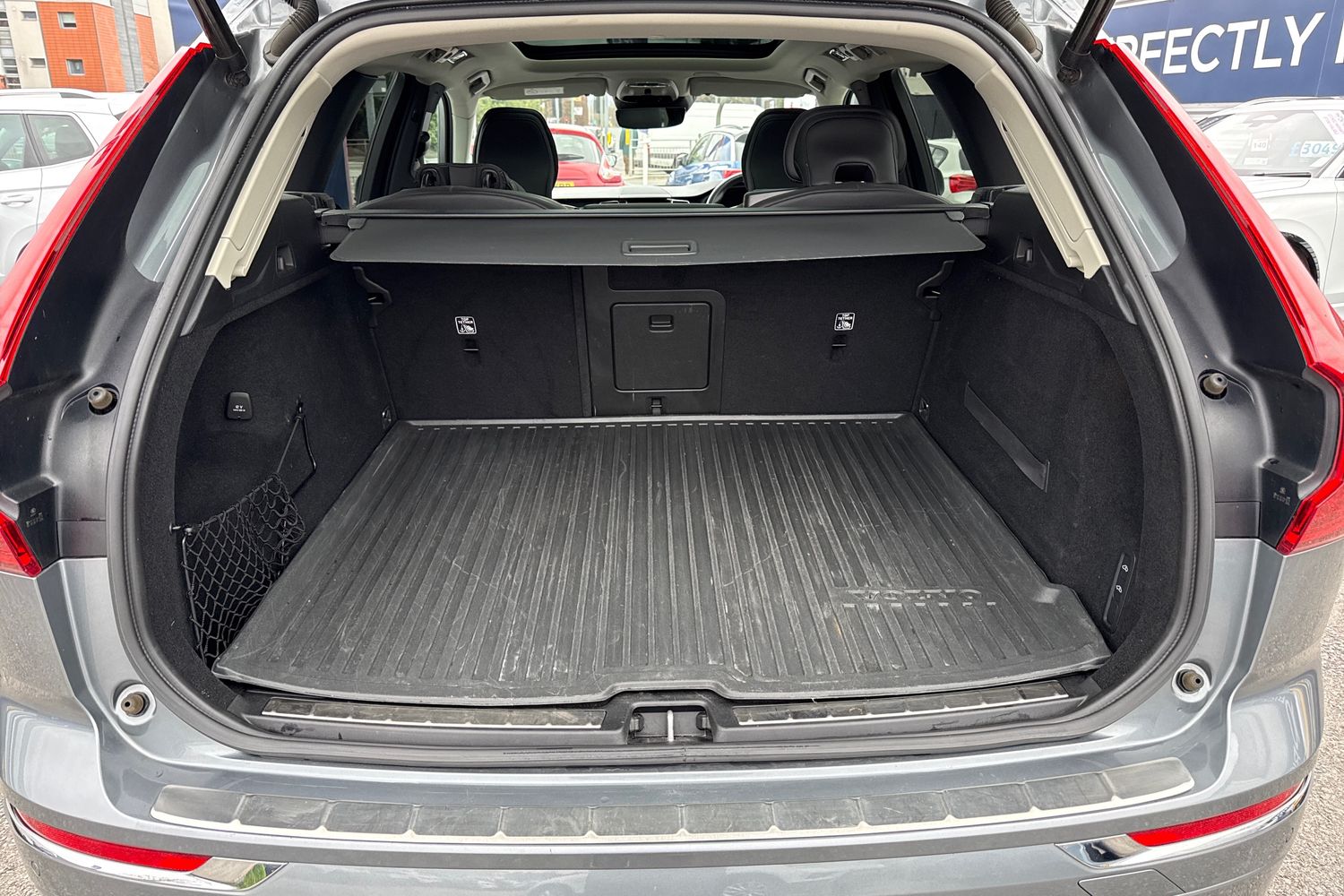 Used Volvo XC60 2020 for sale - 77862908: Photo 7