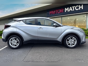 Used Toyota C-HR 2023 for sale - 79456086: Photo
