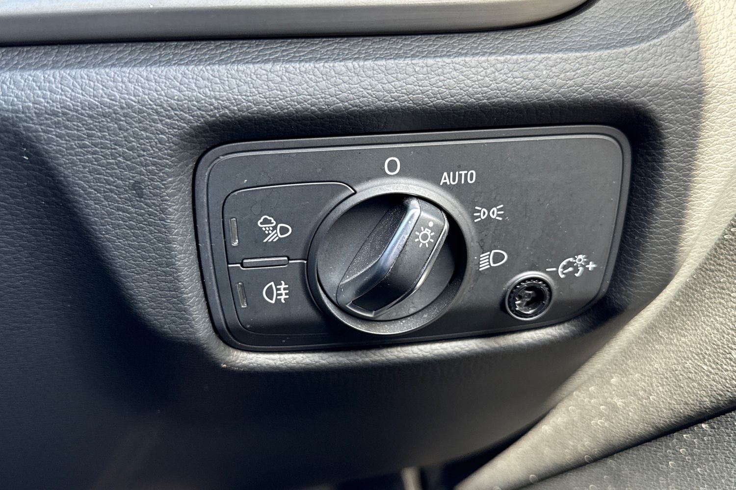 Used Audi A3 2018 for sale - 78168538: Photo 34