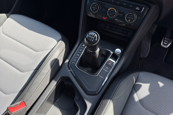 Used Volkswagen Tiguan 2020 for sale - 75581200: Photo 23