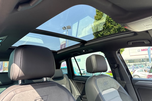Used Volkswagen Tiguan 2020 for sale - 75581200: Photo 32