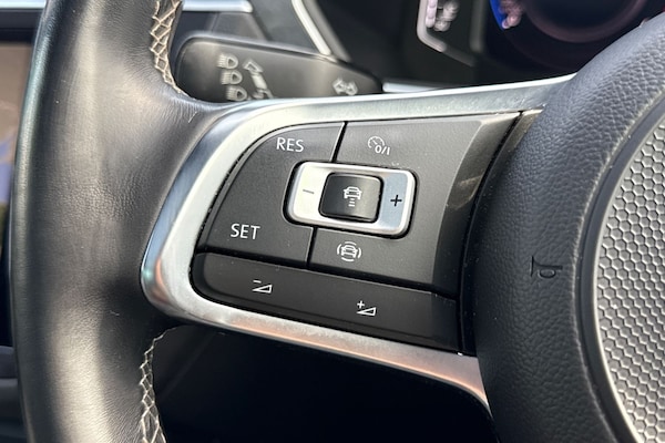 Used Volkswagen Tiguan 2020 for sale - 75581200: Photo 41