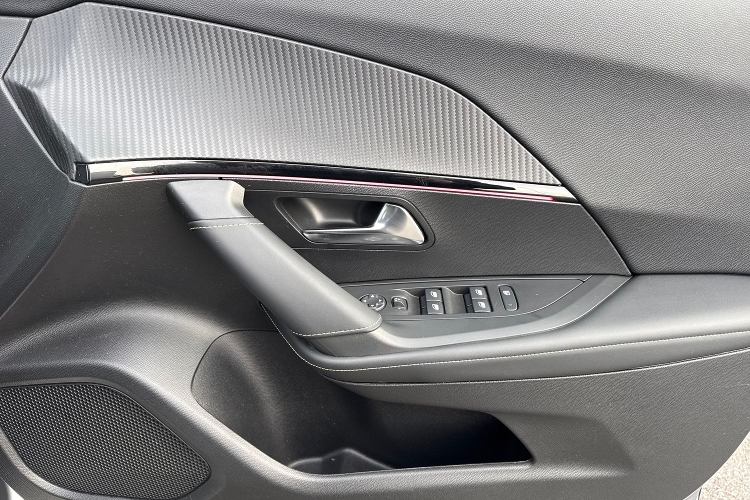 Used Peugeot 2008 2023 for sale - 77812568: Photo 21