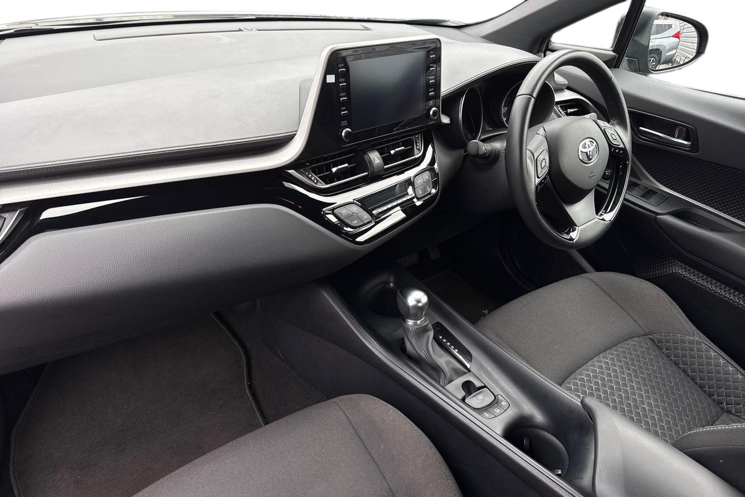 Used Toyota C-HR 2023 for sale - 77500952: Photo 15