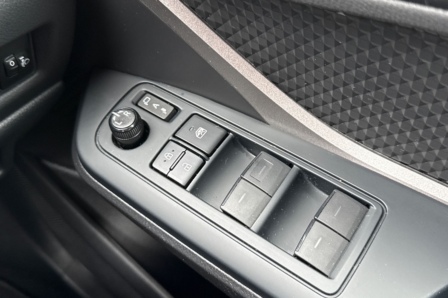 Used Toyota C-HR 2023 for sale - 77500952: Photo 34