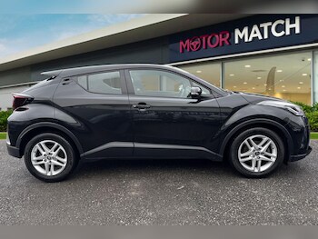 Used Toyota C-HR 2023 for sale - 77500952: Photo