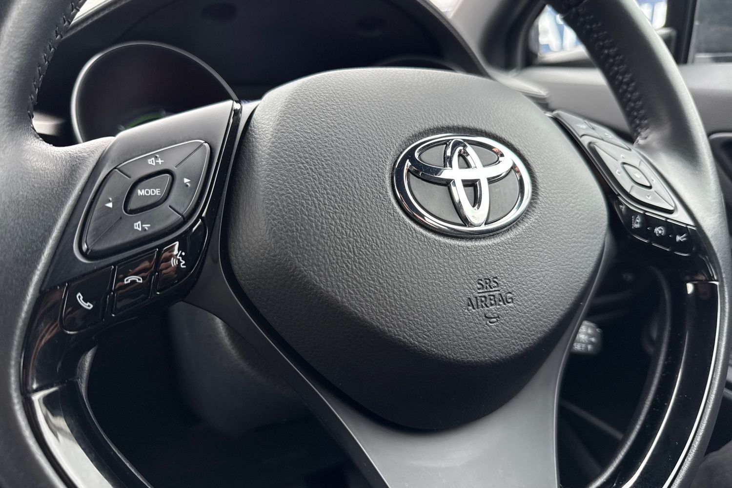 Used Toyota C-HR 2023 for sale - 77500952: Photo 45
