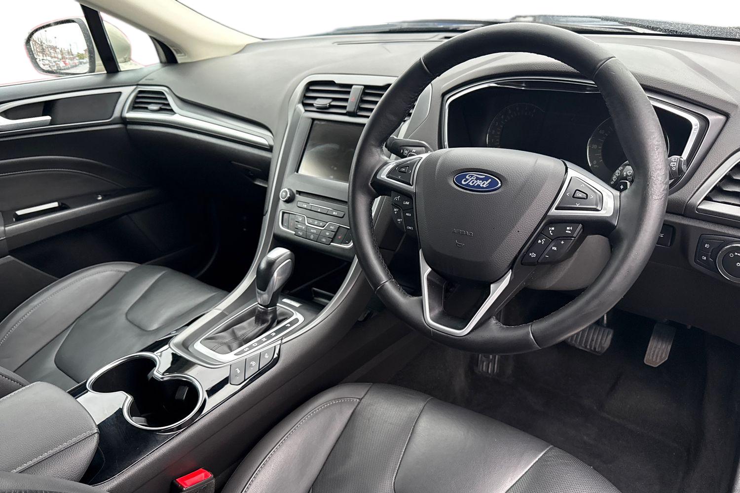 Used Ford Mondeo 2015 for sale - 76774529: Photo 14