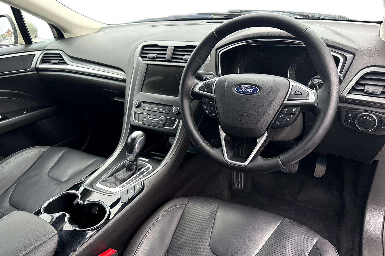 Used Ford Mondeo 2015 for sale - 76774529: Photo 18