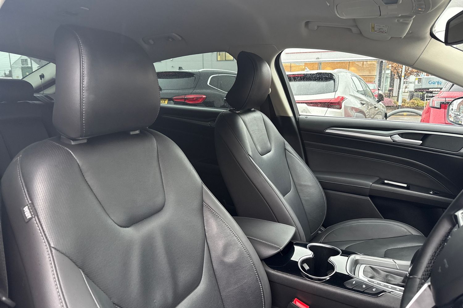 Used Ford Mondeo 2015 for sale - 76774529: Photo 24