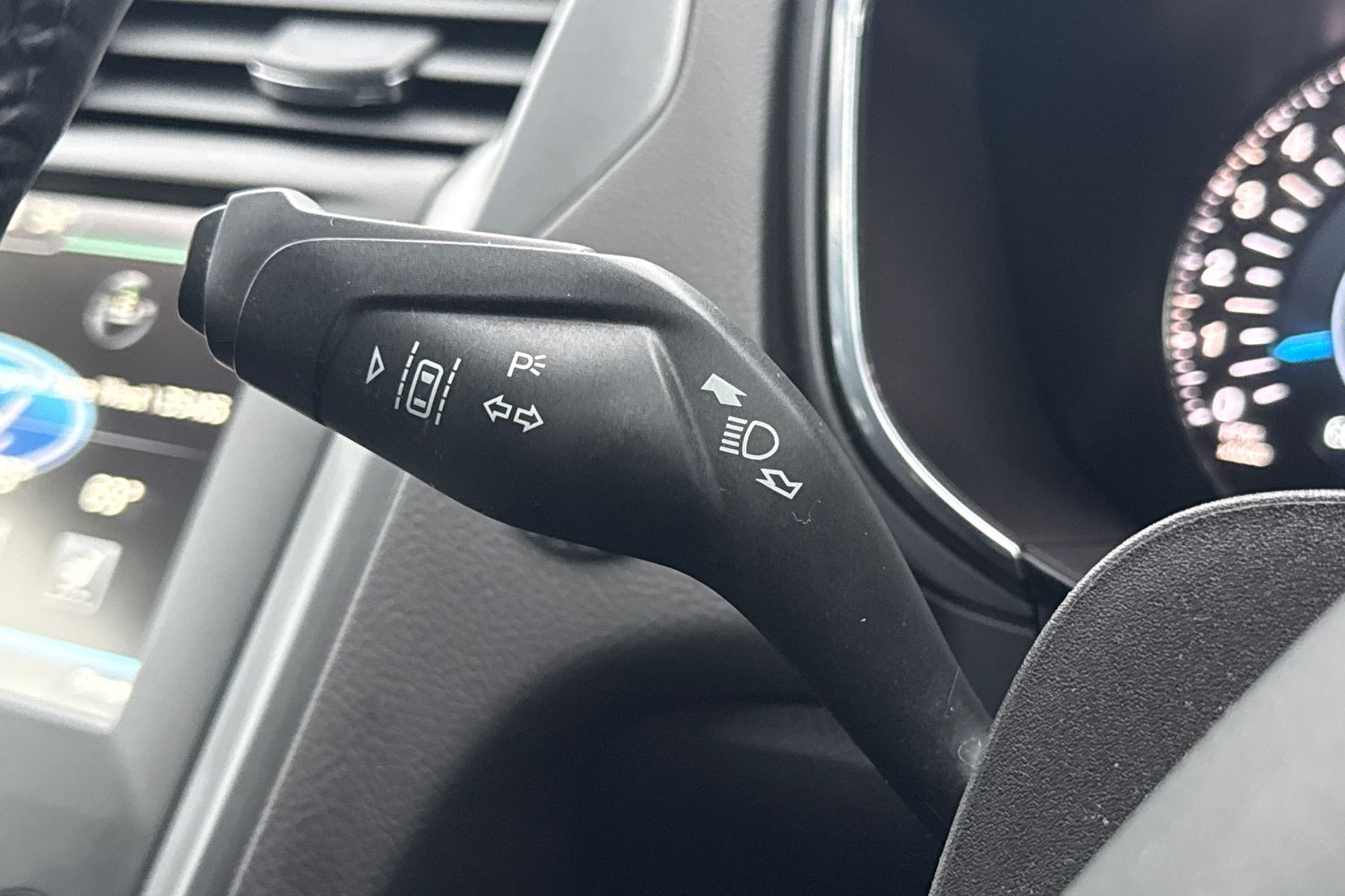 Used Ford Mondeo 2015 for sale - 76774529: Photo 29