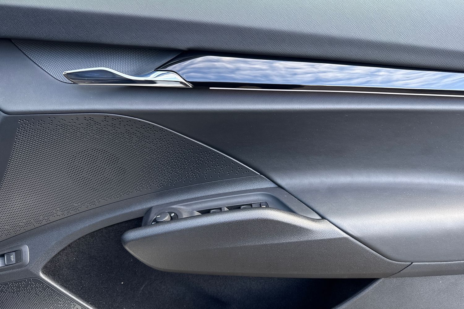 Used Skoda Enyaq 2024 for sale - 77849240: Photo 21