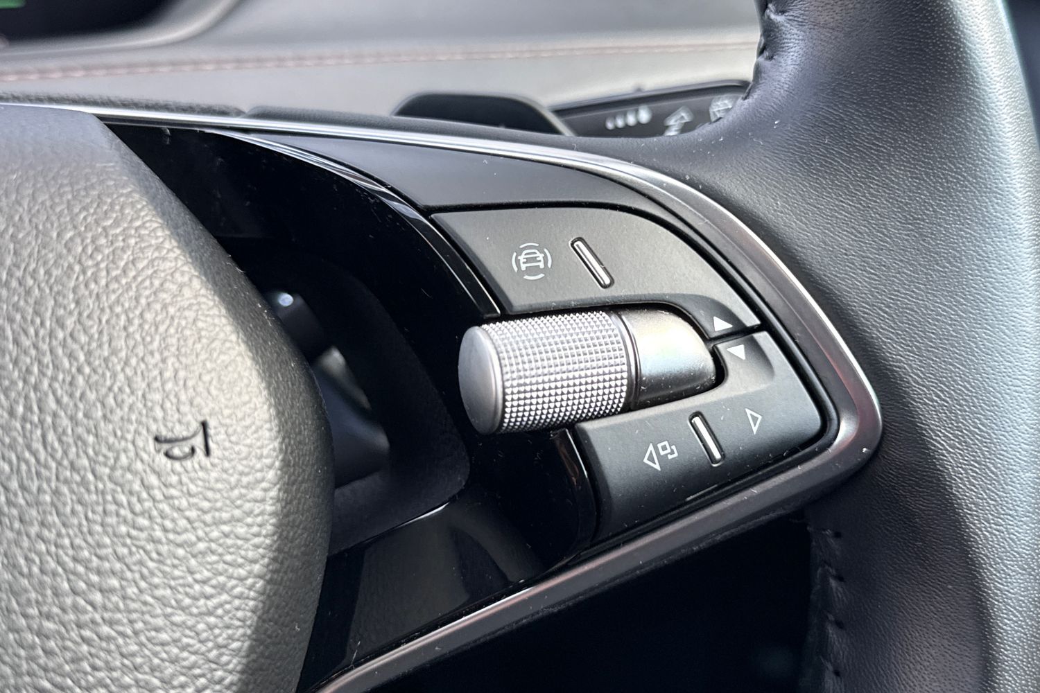 Used Skoda Enyaq 2024 for sale - 77849240: Photo 42