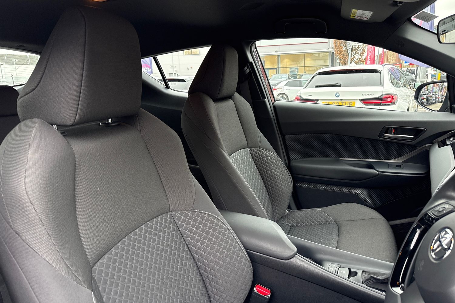 Used Toyota C-HR 2023 for sale - 77429467: Photo 21