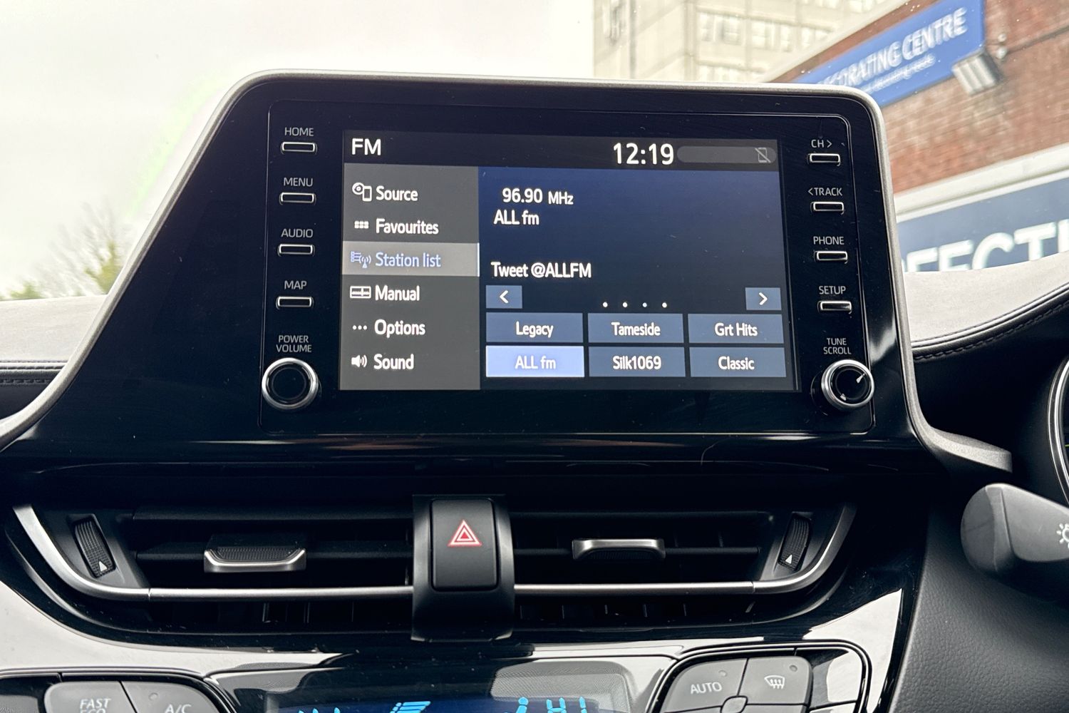 Used Toyota C-HR 2023 for sale - 77429467: Photo 49