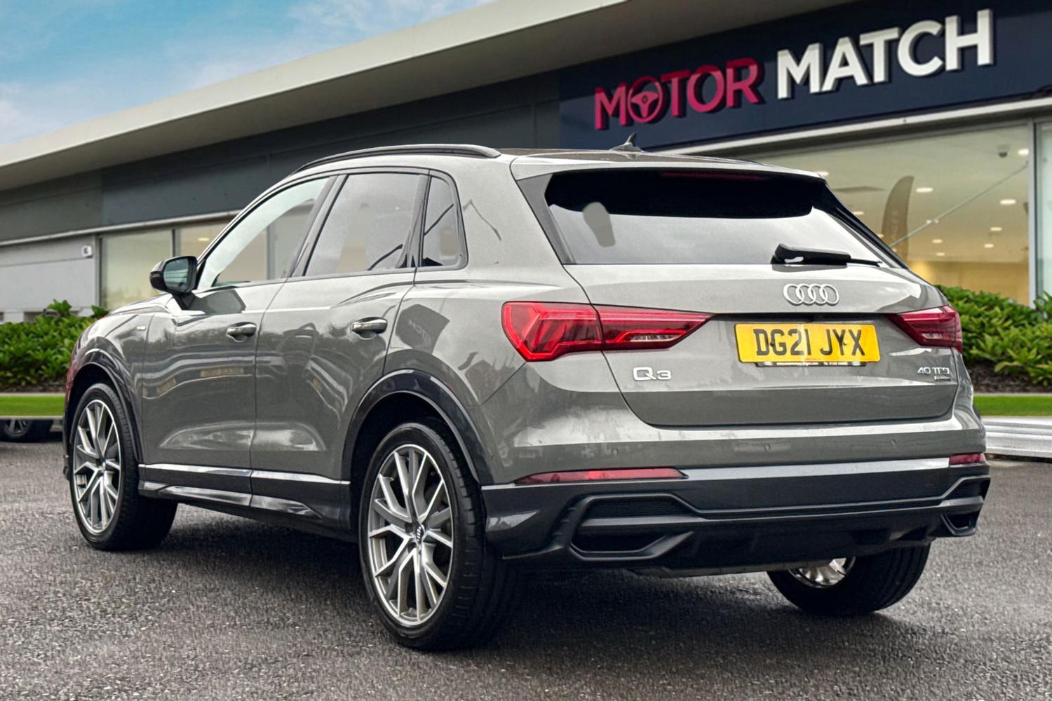 Used Audi Q3 2021 for sale - 77147502: Photo 2