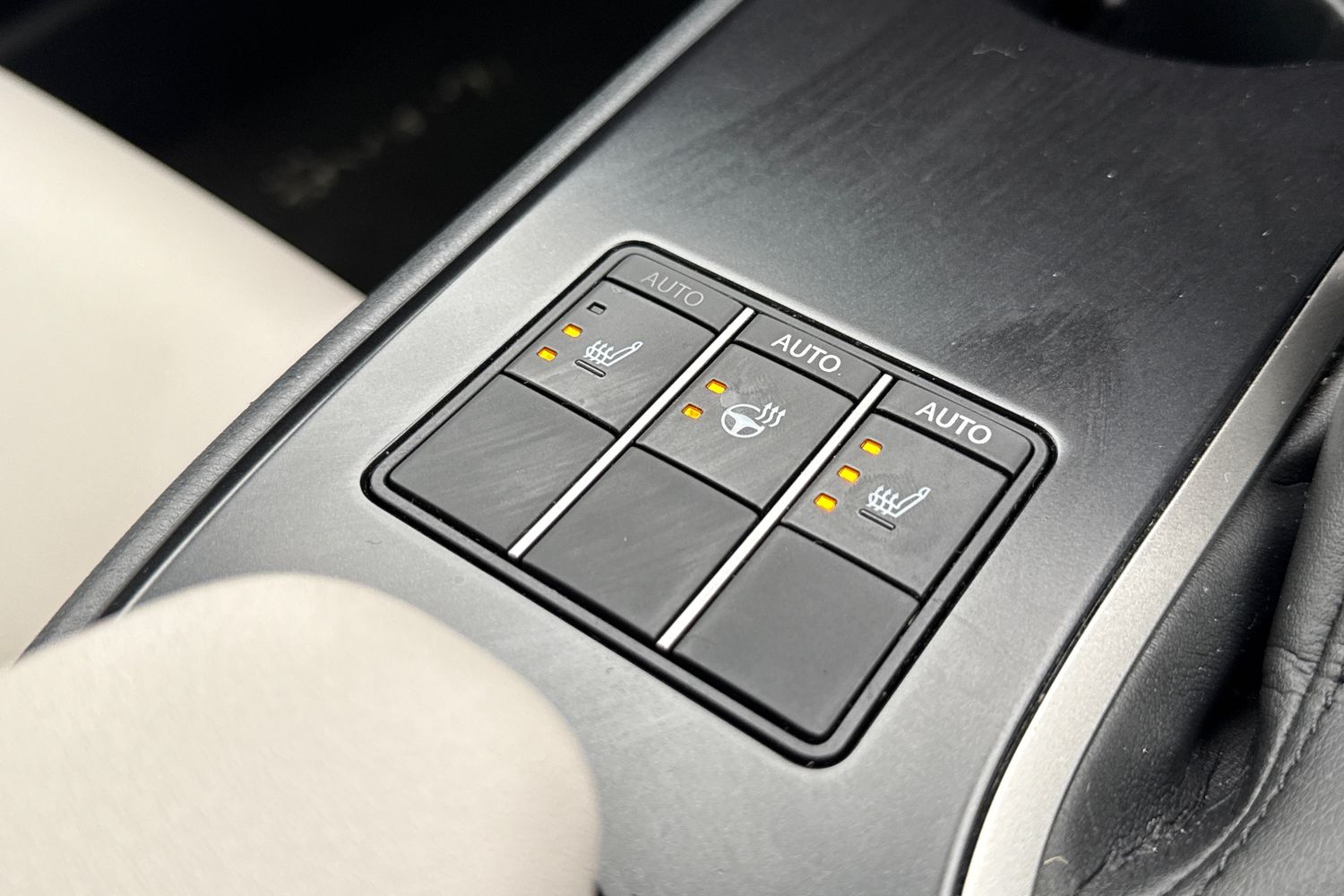 Used Lexus UX 2023 for sale - 77686823: Photo 37