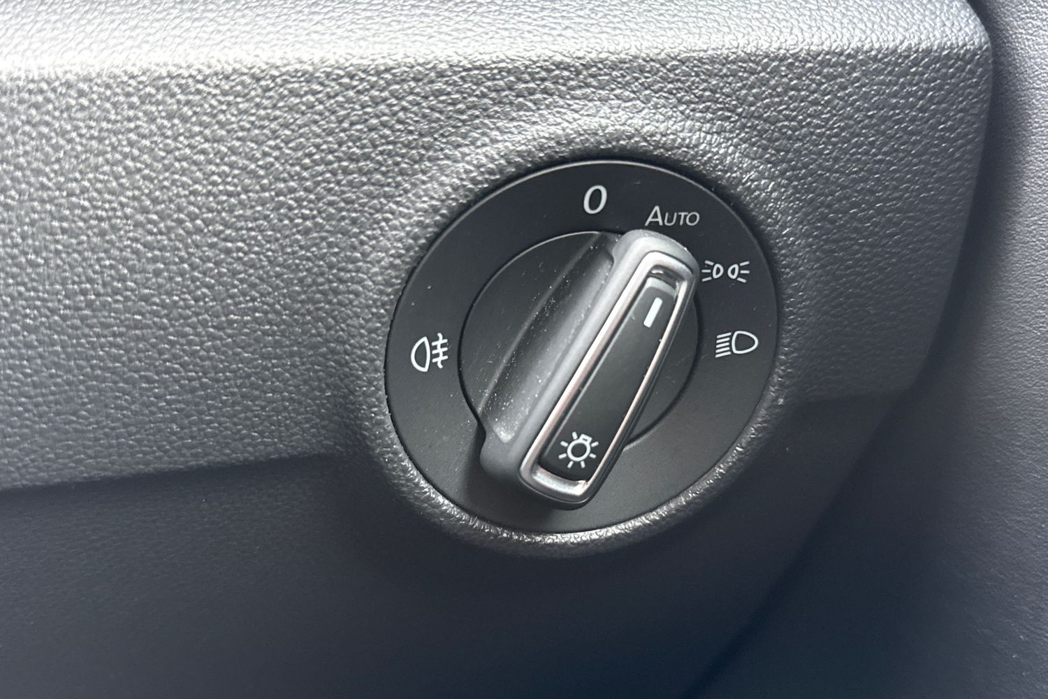 Used Volkswagen T-Roc 2022 for sale - 77226537: Photo 40