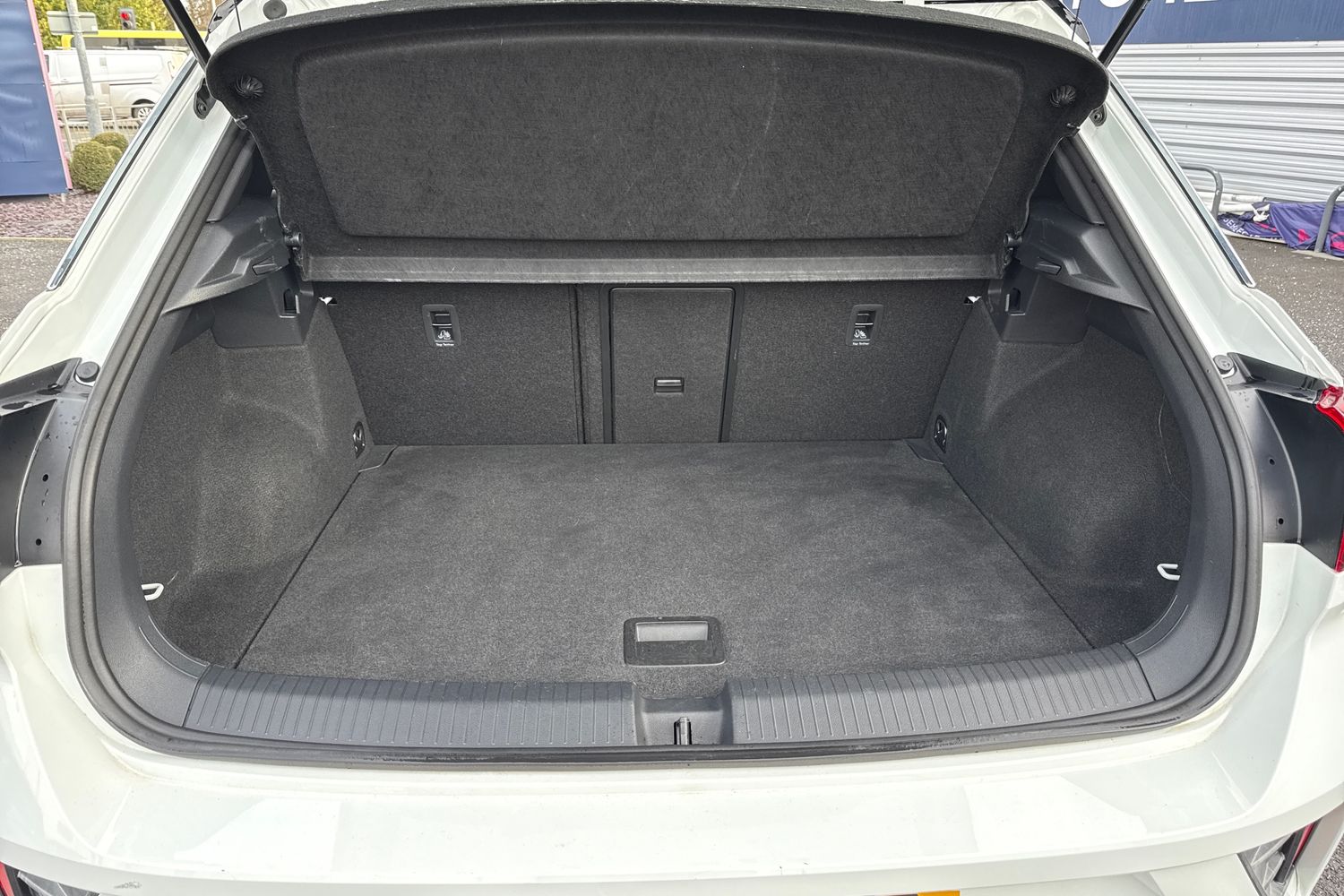 Used Volkswagen T-Roc 2022 for sale - 77226537: Photo 6