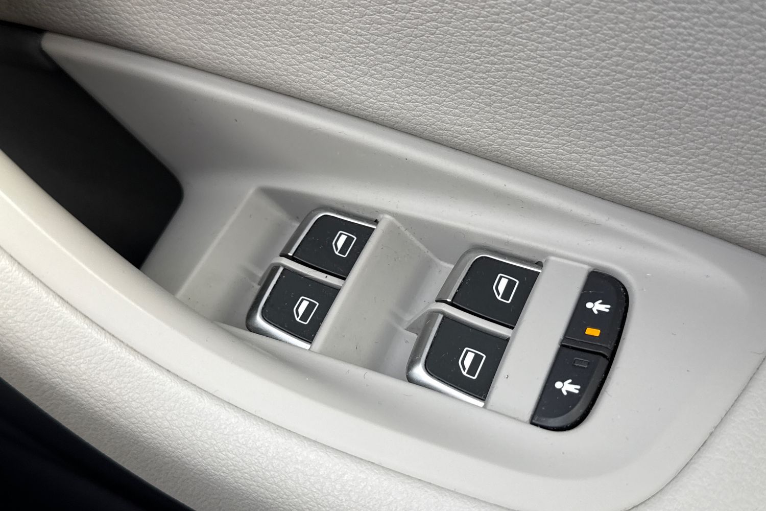 Used Audi A6 2016 for sale - 77973495: Photo 33